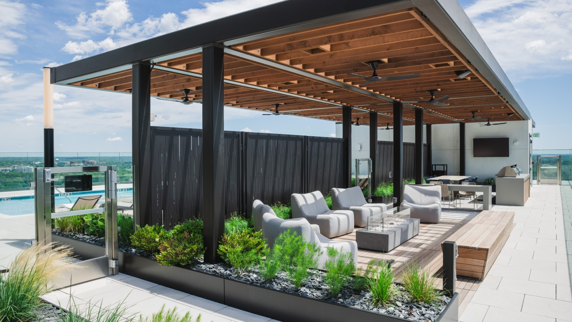 Linea-Luxury-Rooftop-Charlotte-North-Carolina