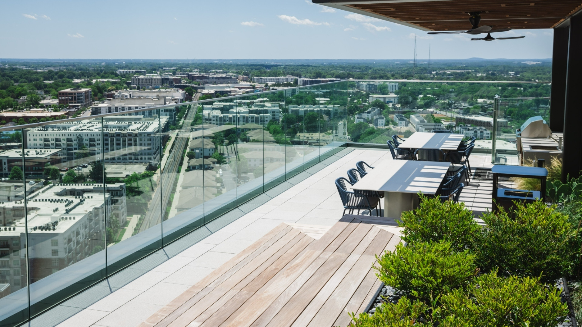 Linea-Luxury-Rooftop-Charlotte-North-Carolina