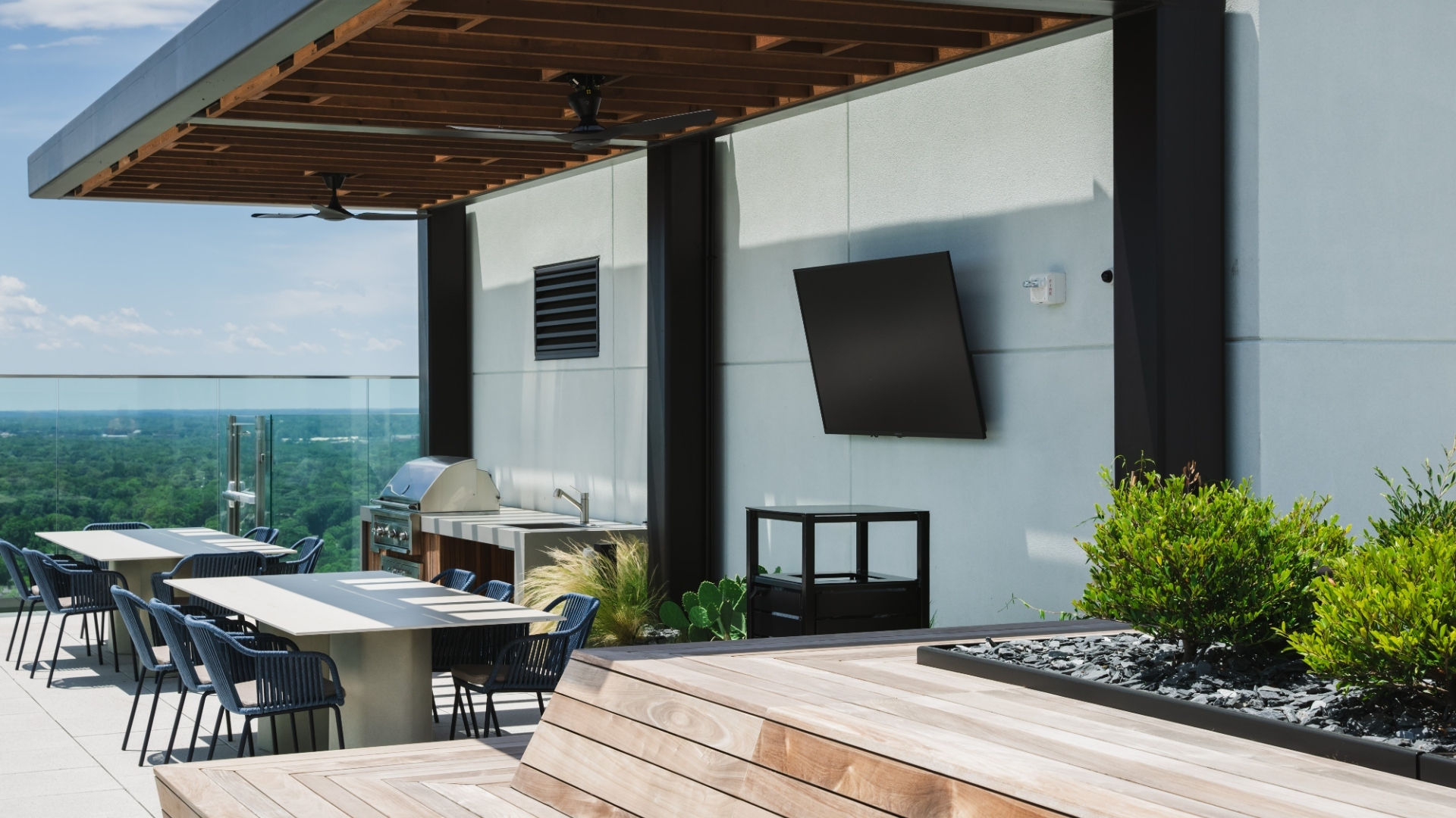 Linea-Luxury-Rooftop-Charlotte-North-Carolina
